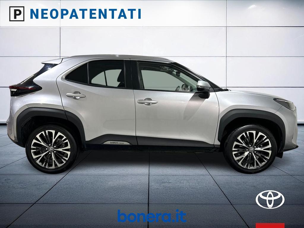 Toyota Yaris Cross 1.5 H Lounge FWD E-CVT