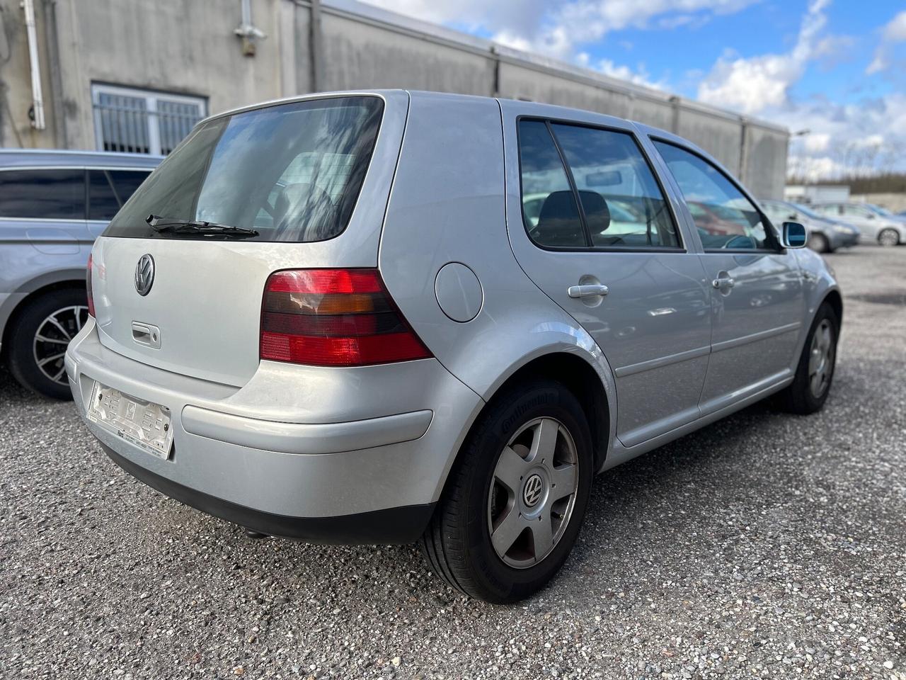 Volkswagen Golf 1.8 20V 5 PORTE 98KW