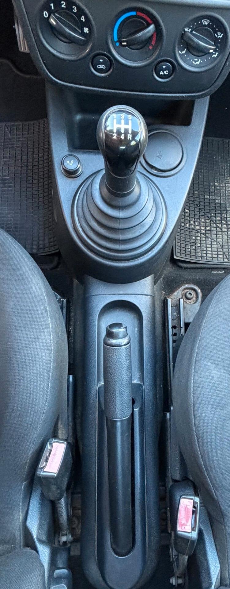 Ford Fiesta 1.6 TDCI 90CV 5porte DPF Titanium