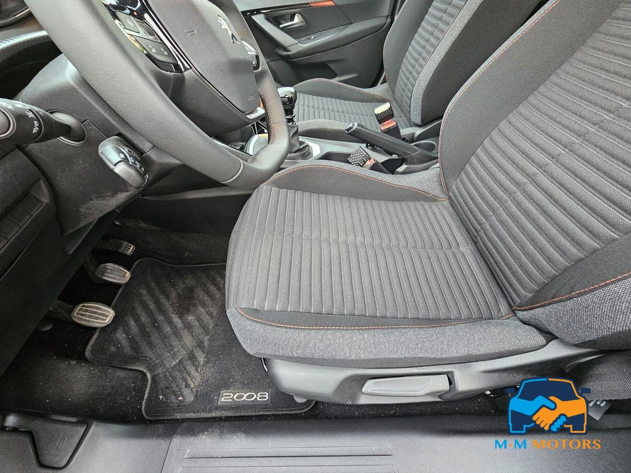 Peugeot 2008 PureTech 100 S&S Allure Pack