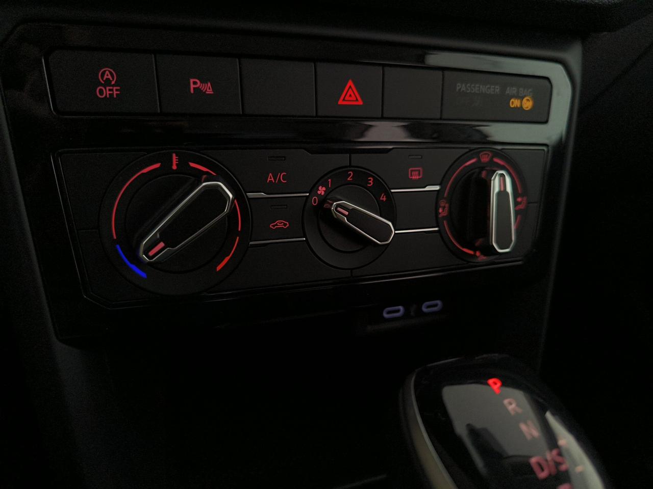 Volkswagen T-Cross 1.0 tsi style 110cv dsg