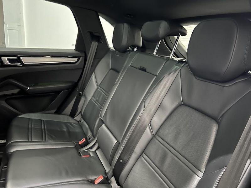 Porsche Cayenne Cayenne 3.0 V6 E-Hybrid
