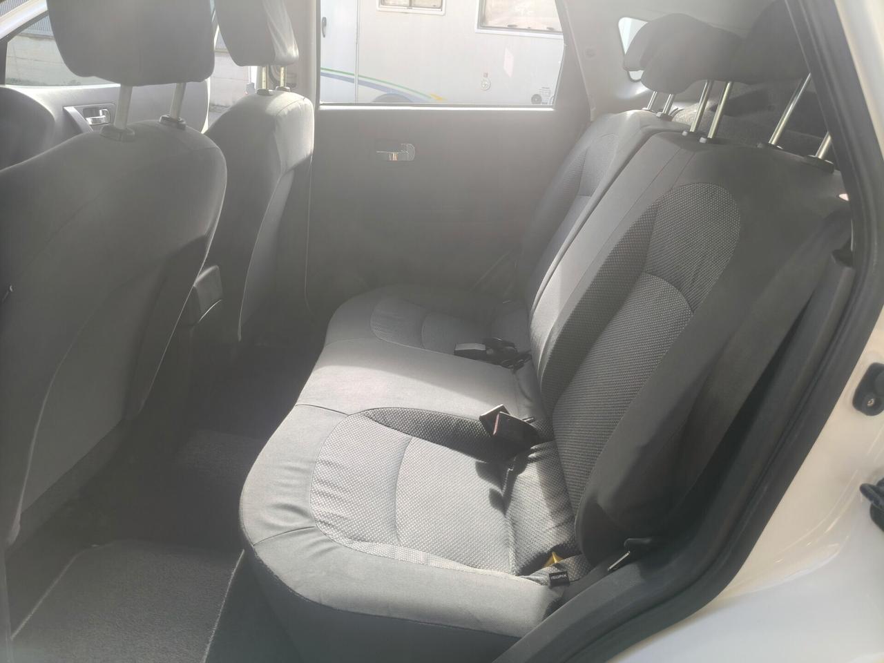 Nissan Qashqai 1.6 del 11 SOLO 137.000 KM