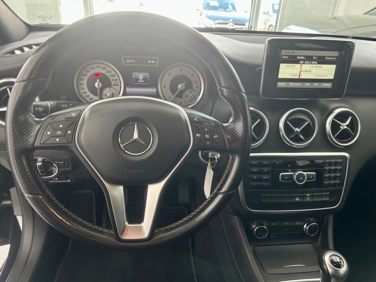 Mercedes classe A 180 d Sport DARK NIGHT finanziabile