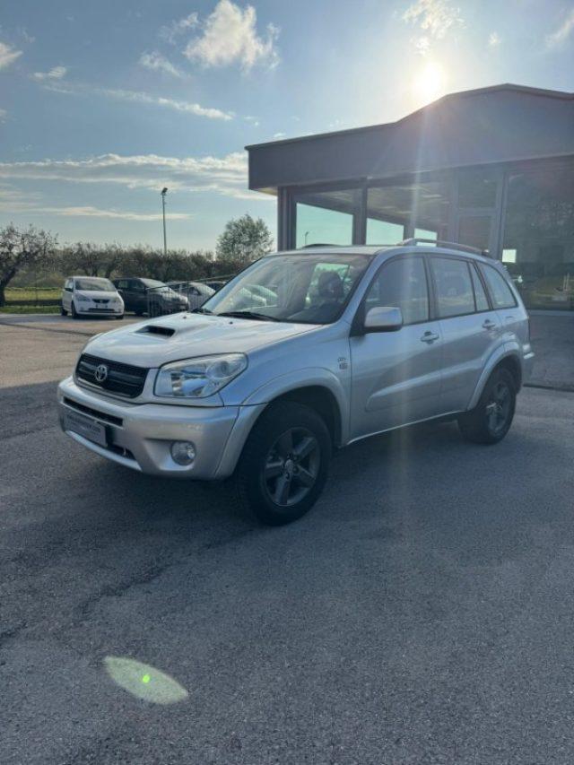 TOYOTA RAV 4 MY23 RAV4 2.0 Tdi D-4D cat 5 porte Sol