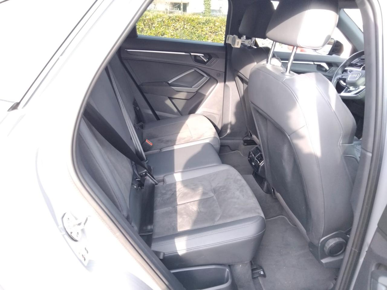 Audi RS Q3 ROADSTER 2.5 TFSI quattro S tronic / '14