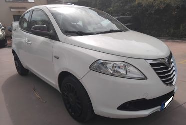 LANCIA YPSLON 1.3 MULTIJET 95CV 12 MESI GARANZIA