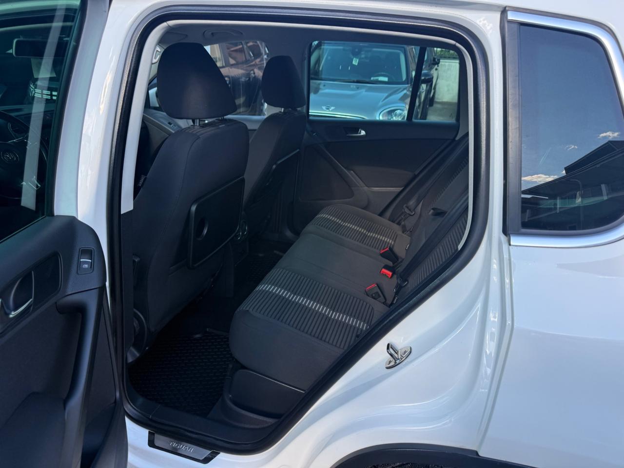 Volkswagen Tiguan 2.0 TDI DPF 4MOTION DSG Sport & Style