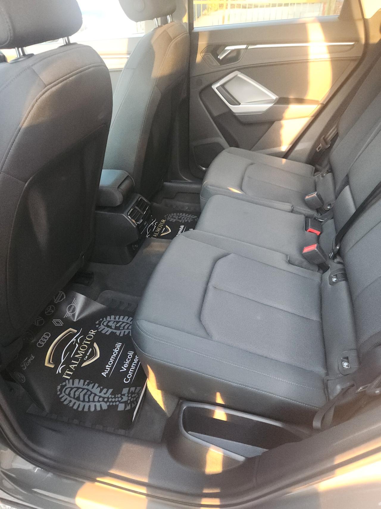 Audi Q3 35 2.0 TDI S LINE EDITION QUATTRO S TRONIC