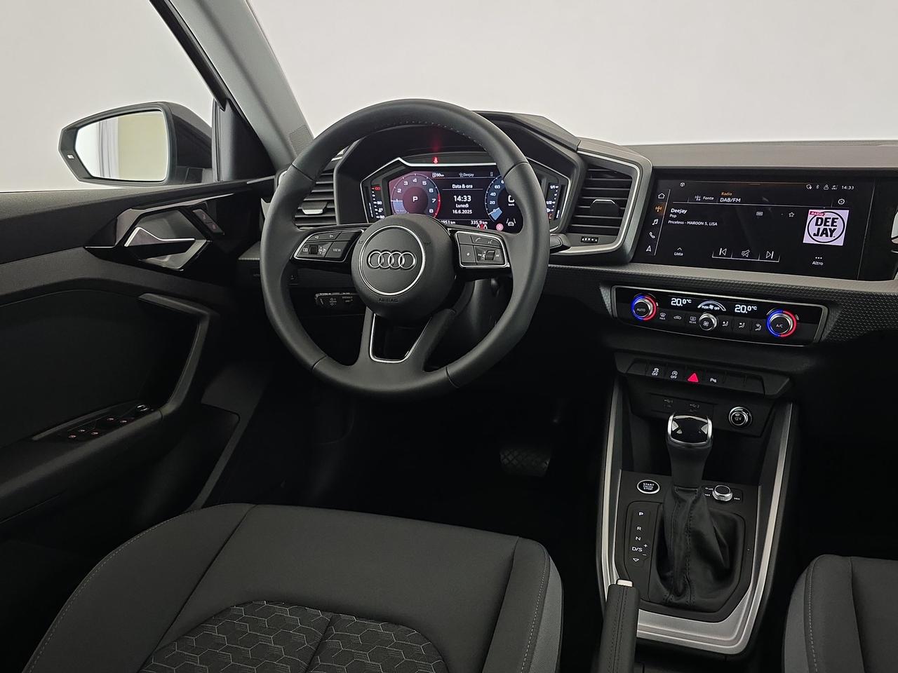 Audi A1 sportback 30 1.0 tfsi identity black 116cv s-tronic
