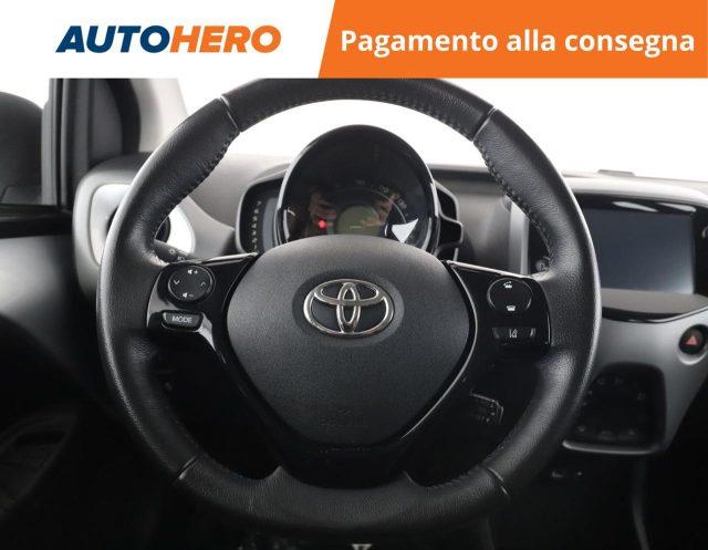 TOYOTA Aygo Connect 1.0 VVT-i 72 CV 5 porte x-play