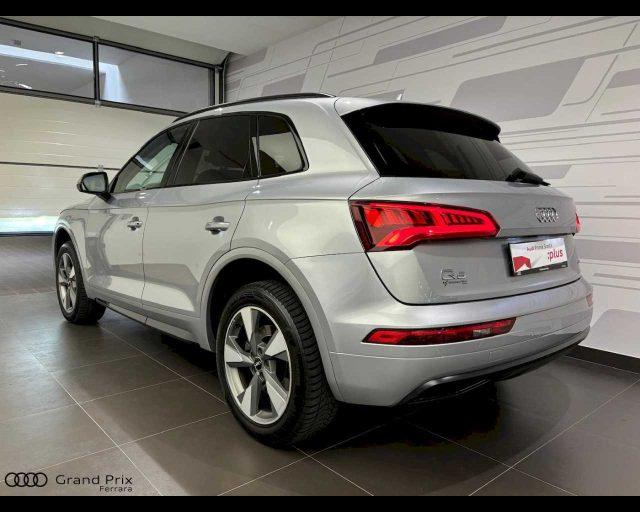 AUDI Q5 40 TDI quattro S tronic Sport