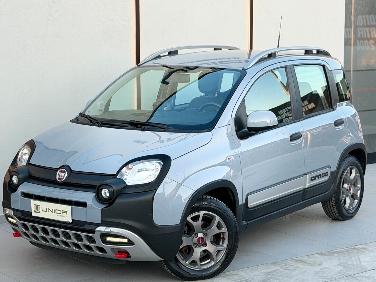 Fiat Panda 1.2 69 CV City Cross S UNICO PROPRIETARIO IVA ESPOSTA