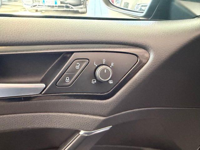 VOLKSWAGEN Golf R 2.0 DSG 5p. //TETTO//SERVICE VW//