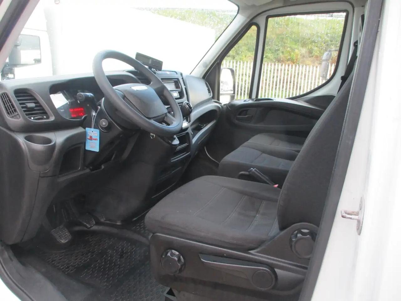 Iveco Daily 35C15 3000150CV E6 FRIGO 7 PEDANE FRCX 05/26 -20