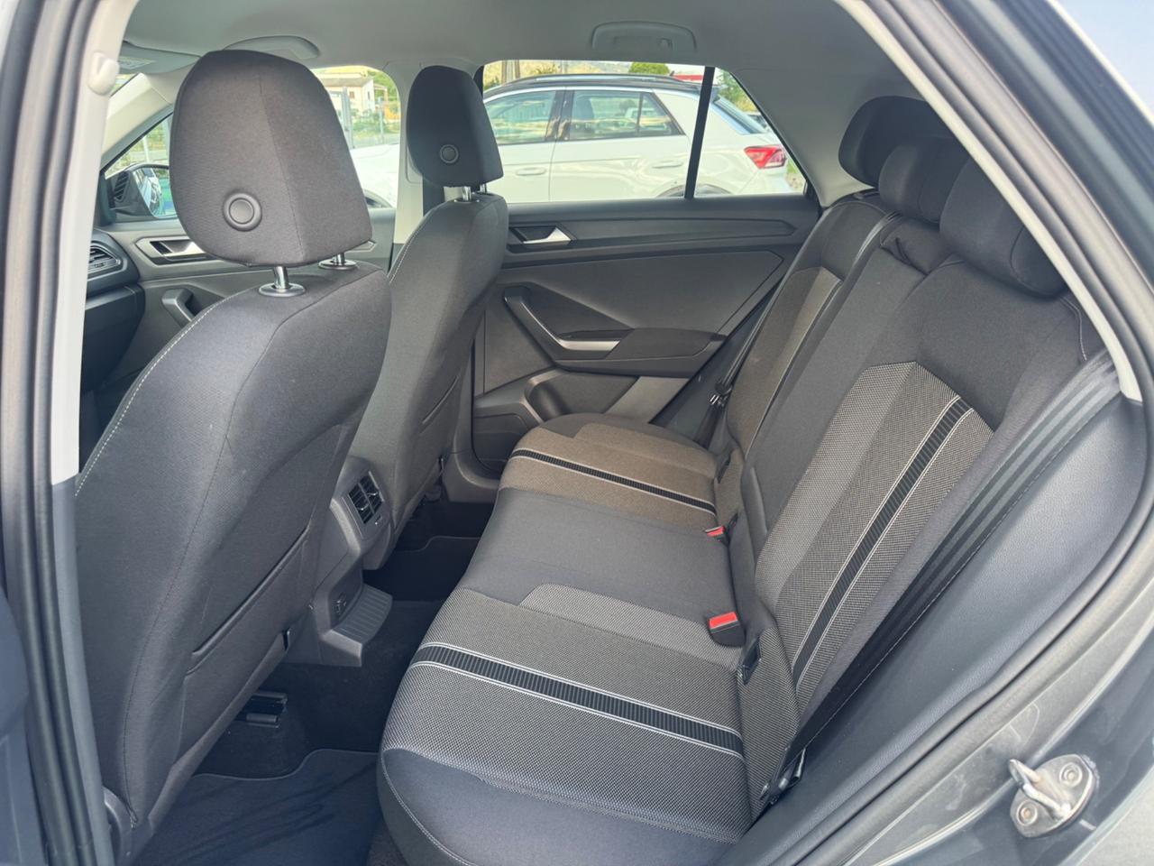 Volkswagen T-Roc 1.6 TDI SCR Advanced BlueMotion Technology