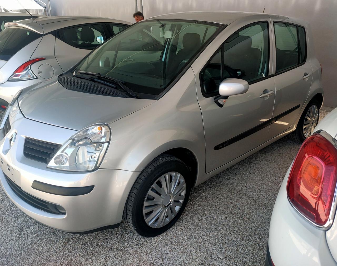 Renault Modus 1.2 16V Dynamique