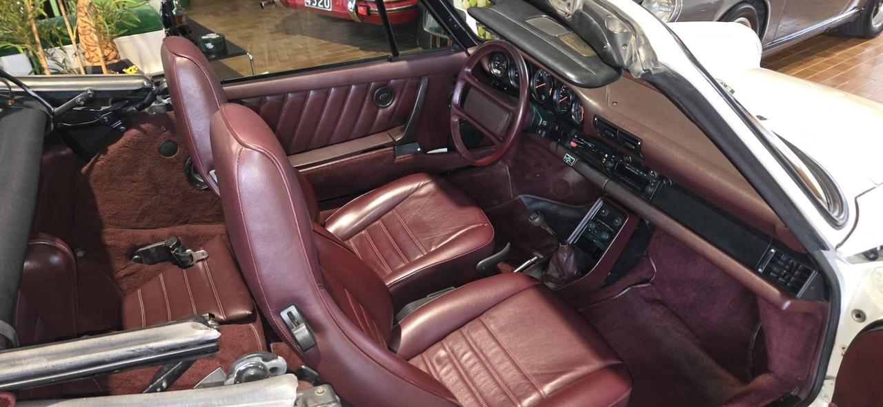 Porsche 911 Cabriolet Carrera G50 ASI