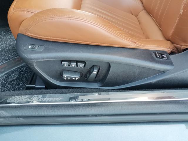 ALFA ROMEO Spider 1750 TBi