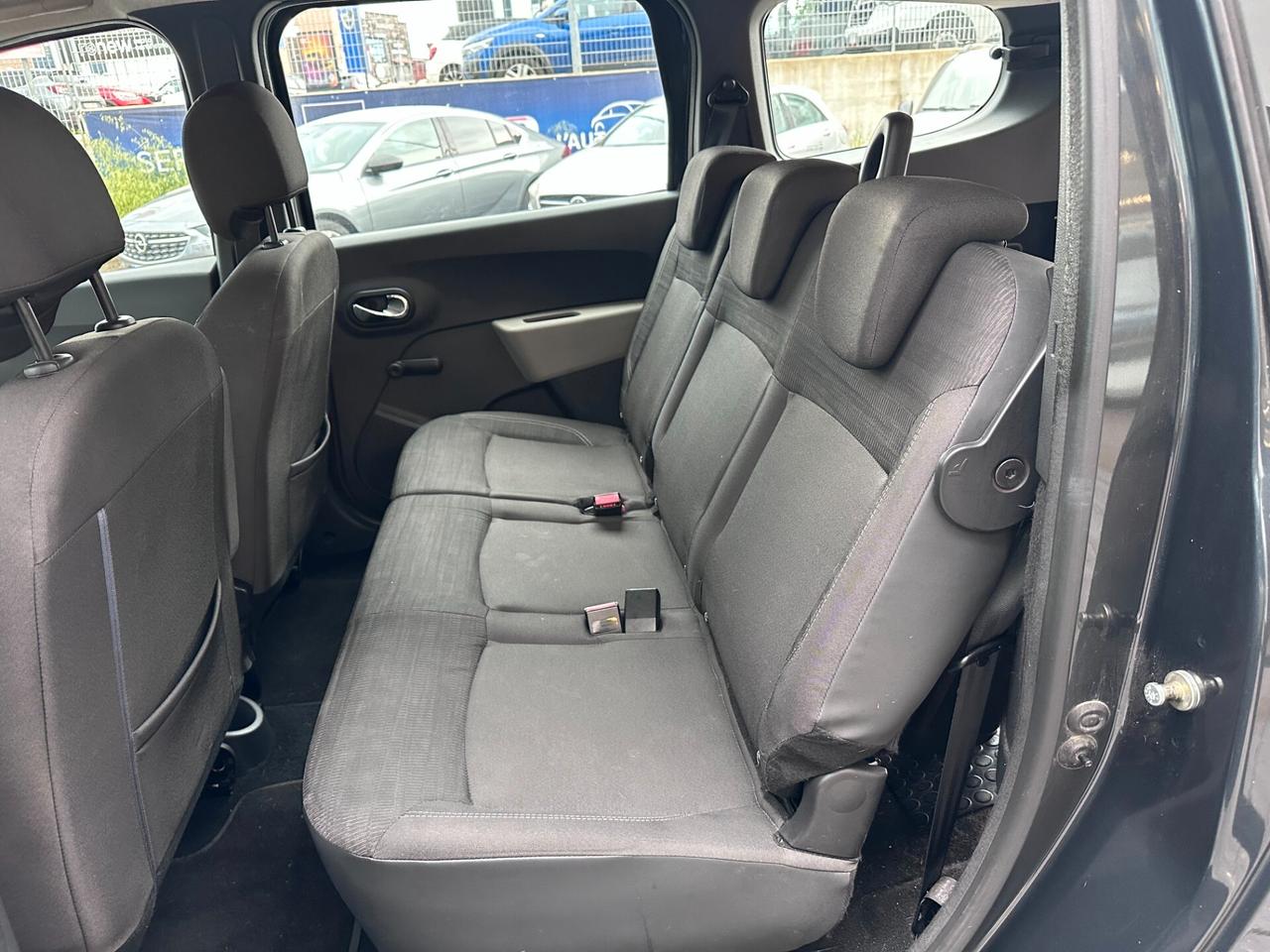 Dacia Lodgy 1.5 dCi 8V 110CV Start&Stop 7 posti Lauréate