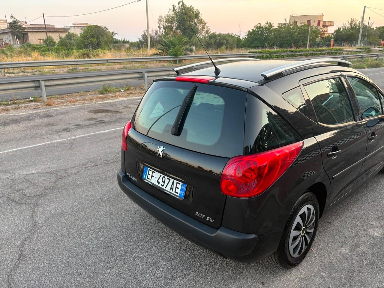 Peugeot 207 1.6 HDi 93CV SW X Line Unipro 2011