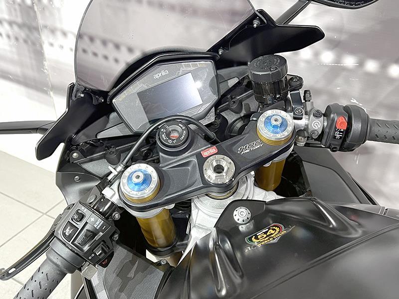Aprilia RSV4 1100 Factory
