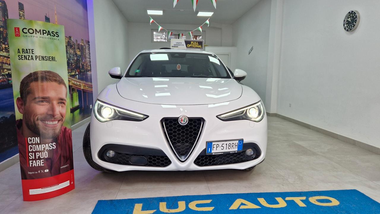 Alfa Romeo Stelvio 2.2 Turbodiesel 150 CV AT8 RWD Super