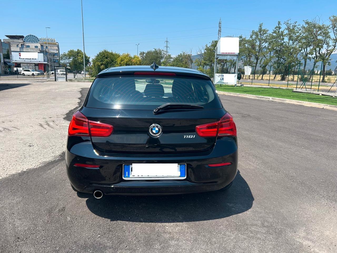 Bmw 118 benzina 5p. km 112.500 ok neopatentati