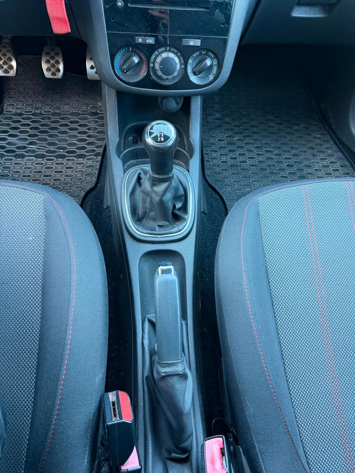 Opel Corsa 1.3 CDTI 75CV 3 porte