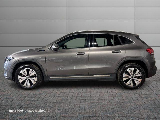 MERCEDES-BENZ EQA 300 4Matic Sport