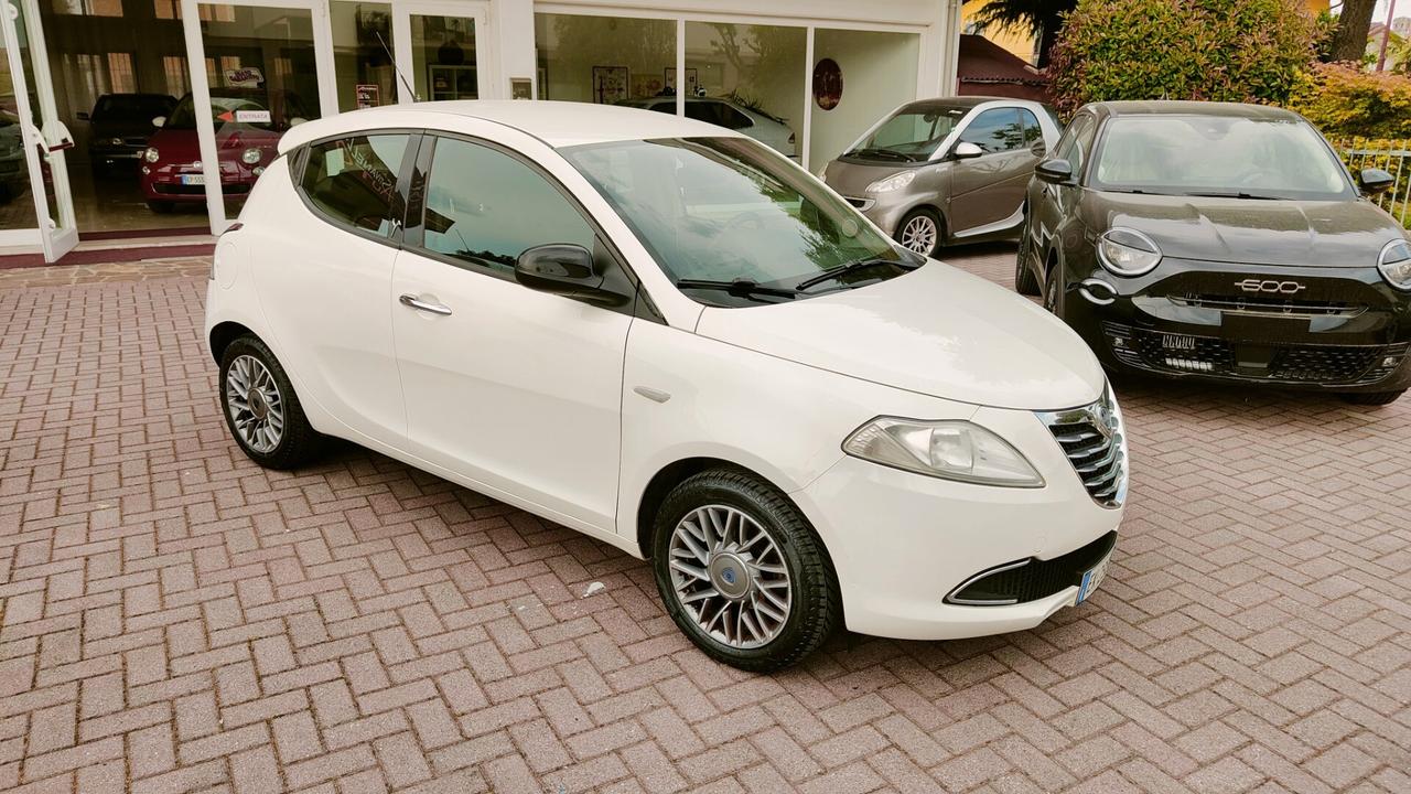 Lancia Ypsilon 1.2 Gold OK NEO PATENTATI