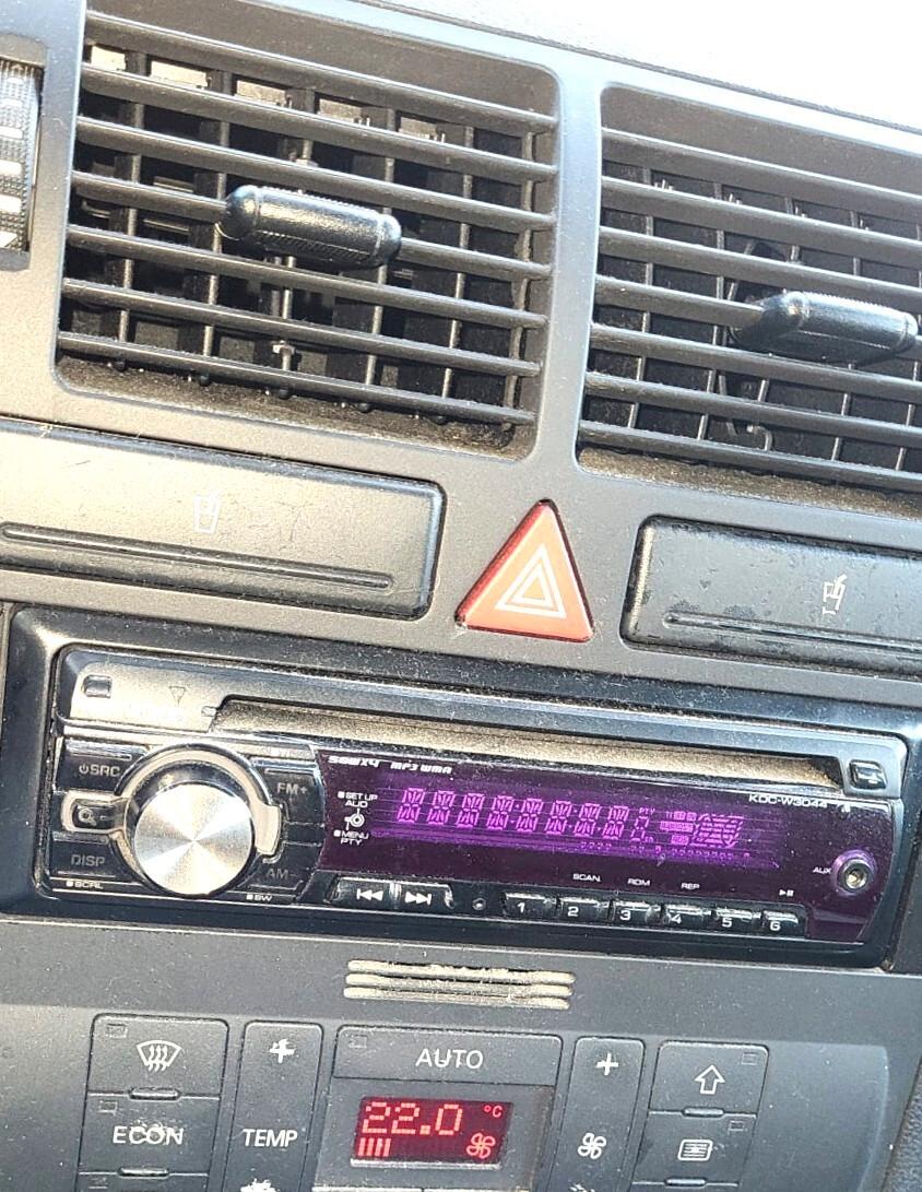 AUDI A2 1,4 TDI-UNICO PROPRIETARIO-FOTO 3 REVISIONI