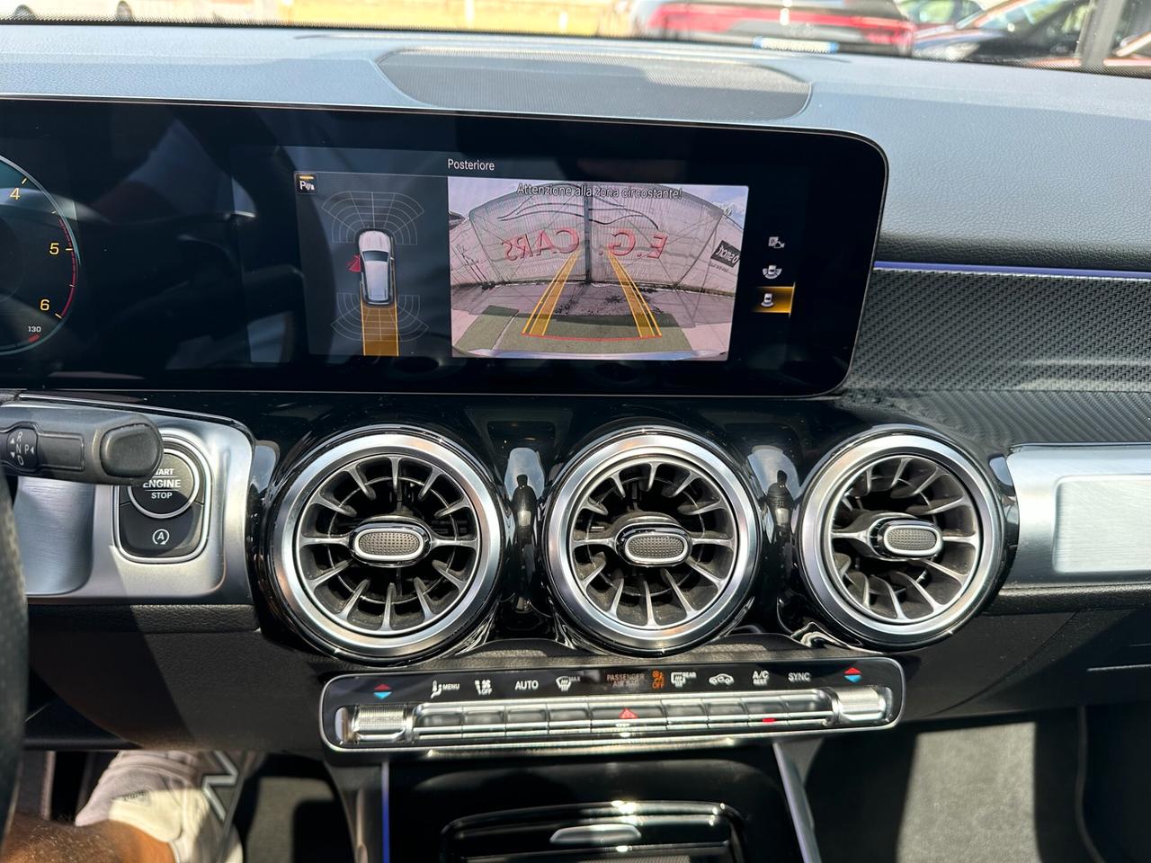 Mercedes-Benz GLB 200 PREMIUM PLUS*AMG*7 POSTI*TETTO*FULLLED*F1*KAMERA*