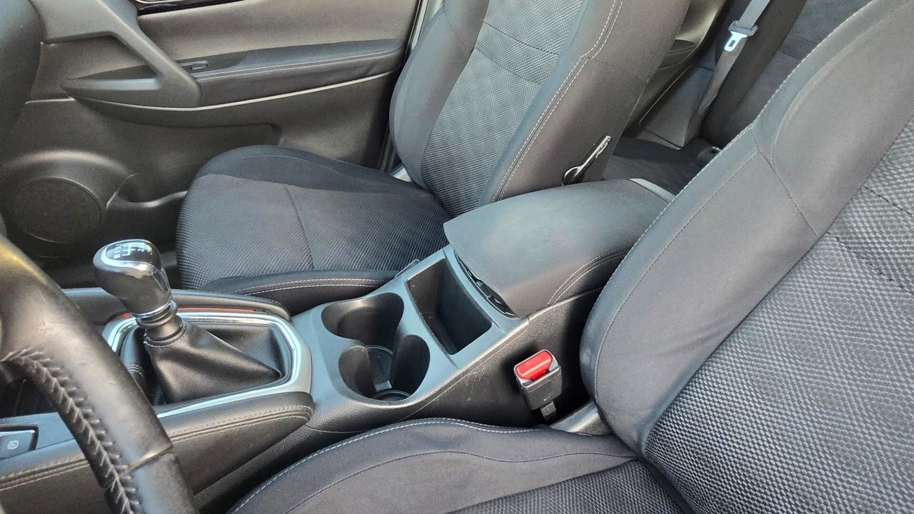 Nissan Qashqai 1.5 dCi N-Vision