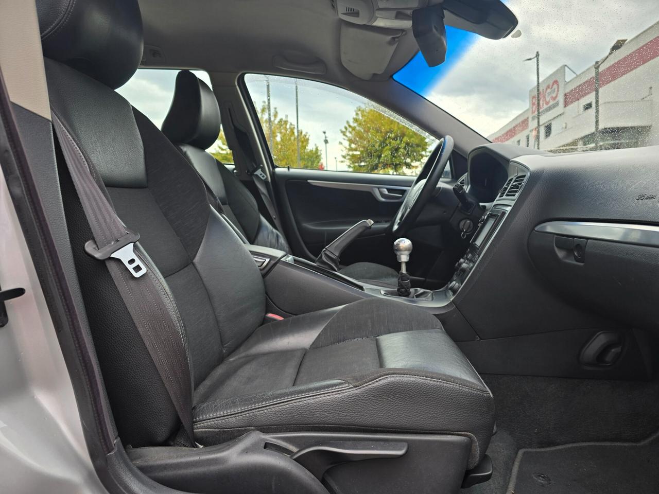 Volvo V70/XC70 V70 2.4 D 20V (163CV) cat Momentum