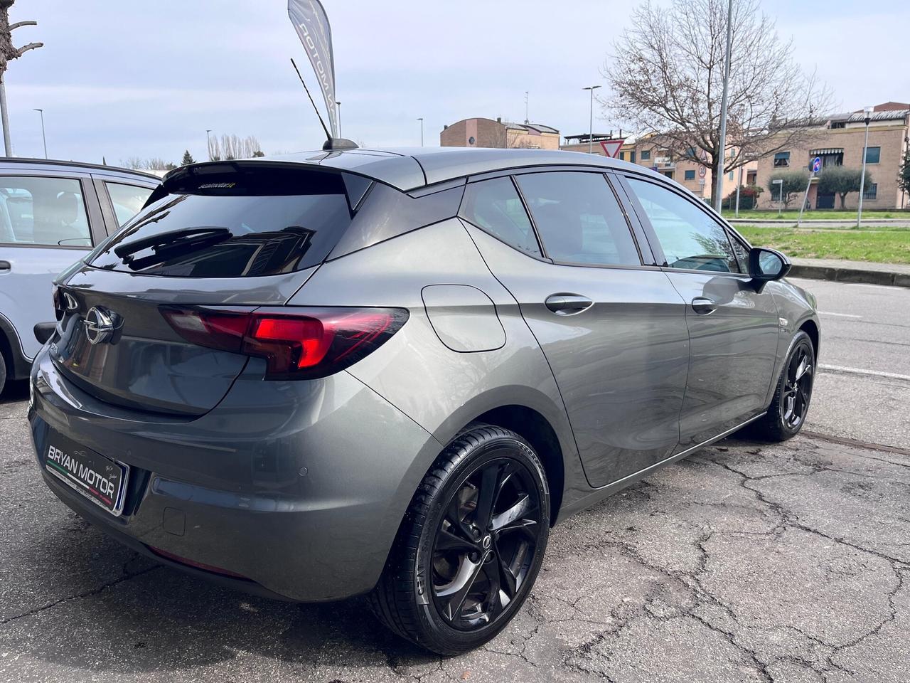 Opel Astra 1.5 CDTI 105 CV S&S 5 porte Business Elegance