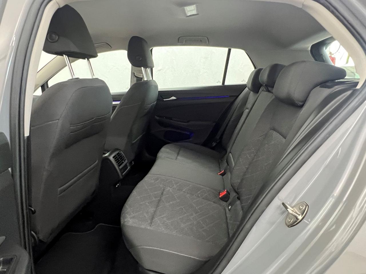 VOLKSWAGEN Golf VIII 2020 Golf 1.0 etsi evo Life 110cv dsg