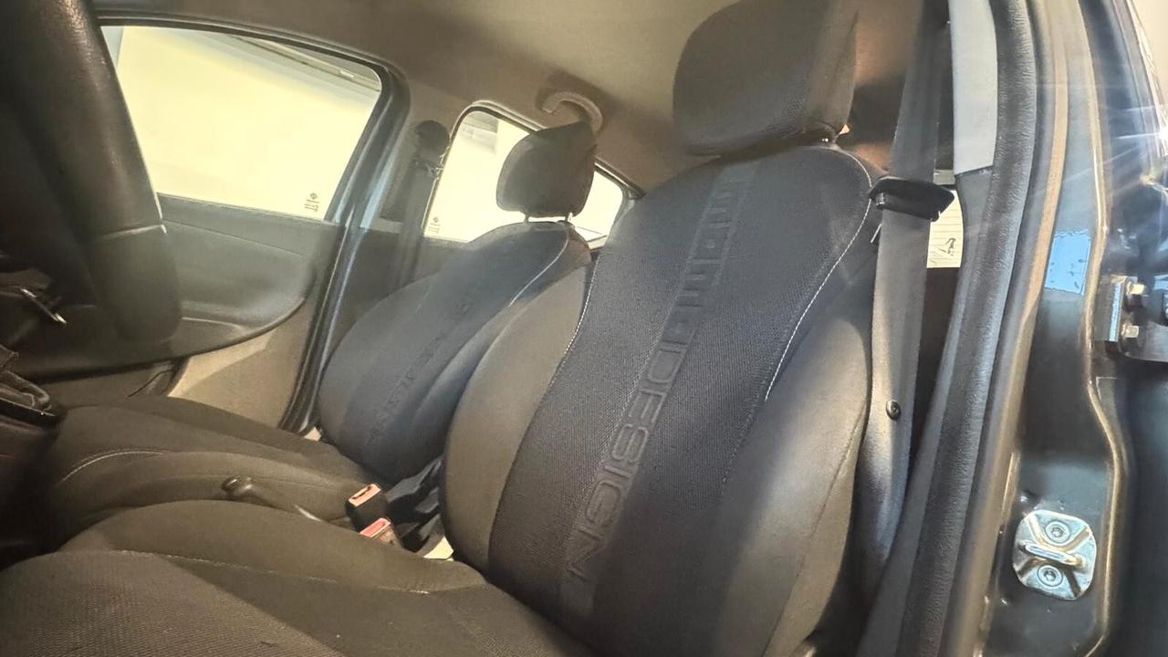 Lancia Ypsilon 1.2 69 CV 5 porte GPL Ecochic S Momodesign