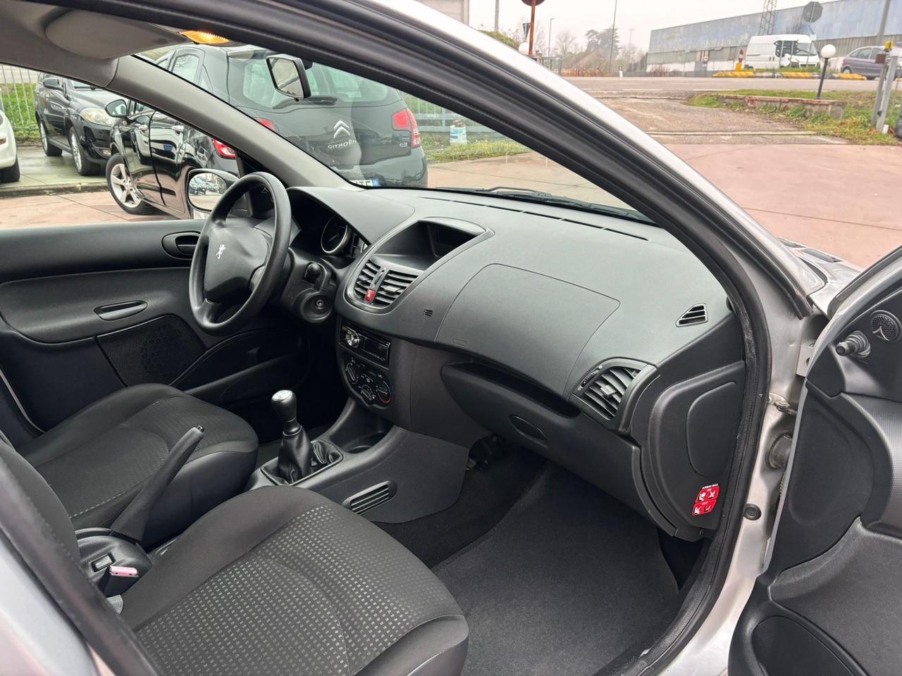 Peugeot 206 Plus 1.1 60CV 5p. Energie