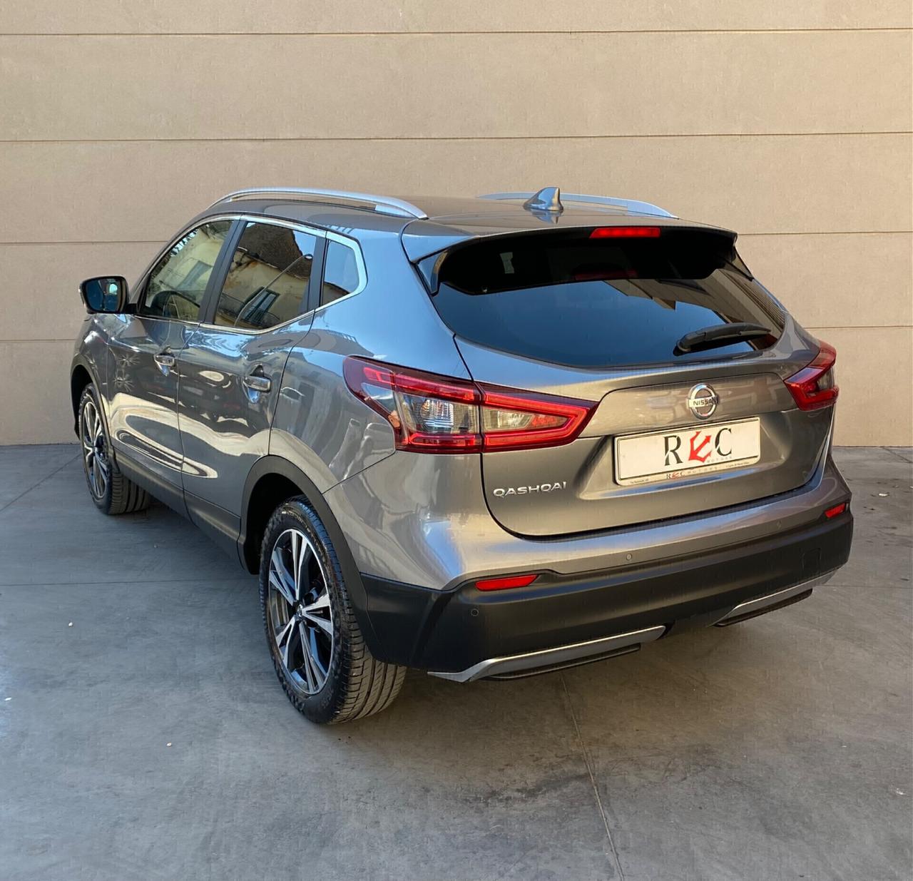 Nissan Qashqai 1.6 Automatica con tetto panoramico