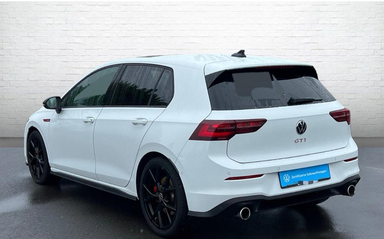 Volkswagen Golf 8 GTI 2.0 TSI BlackStyle