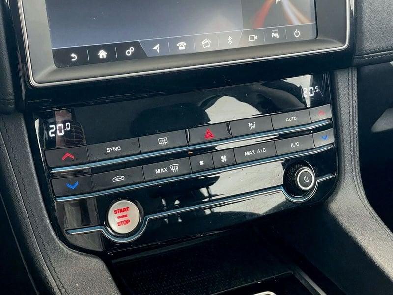 Jaguar F-Pace F-Pace 2.0 D 180 CV AWD aut. Prestige