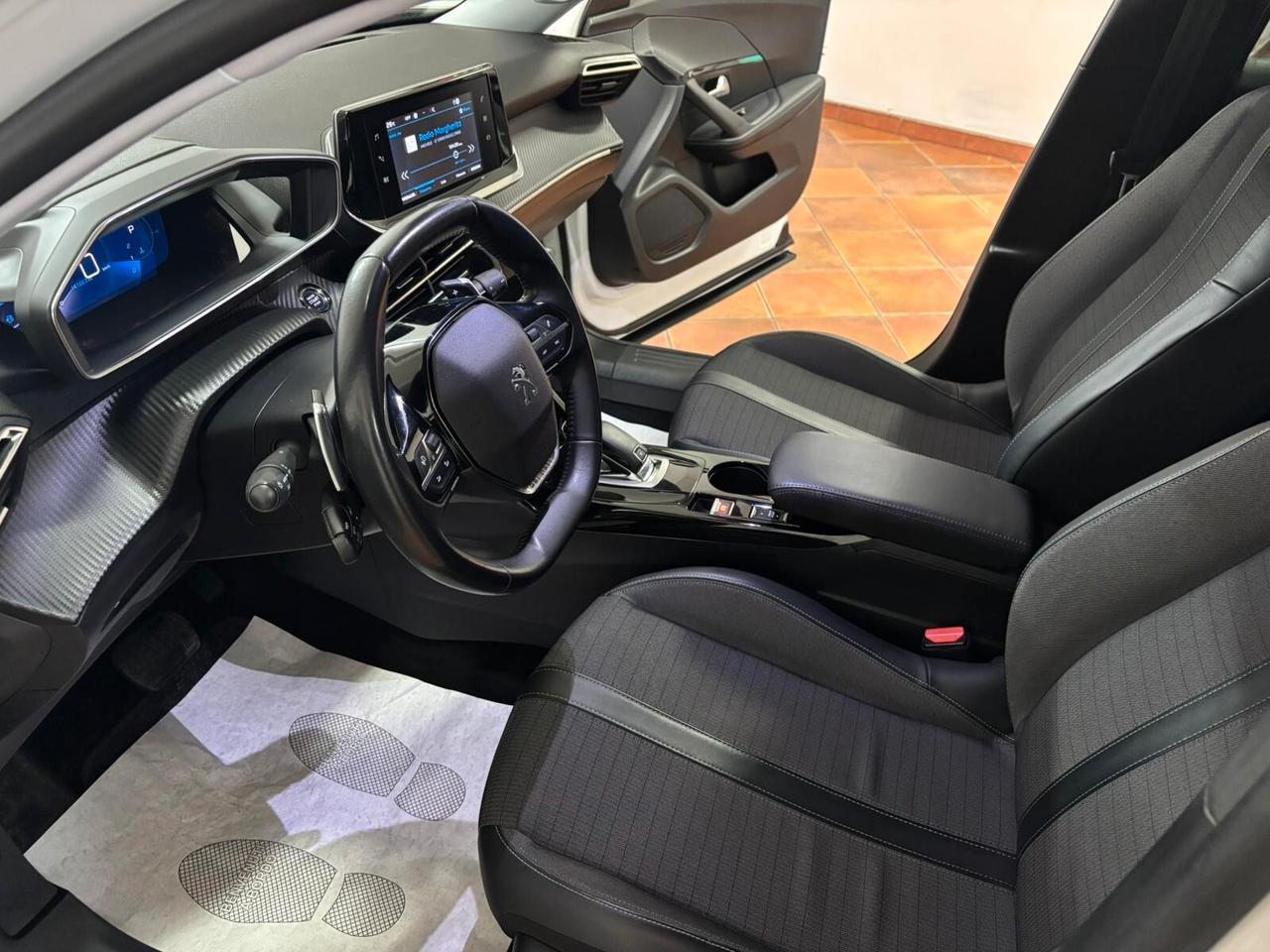 PEUGEOT 2008 2021 1.5 DIESEL ALLURE PACK