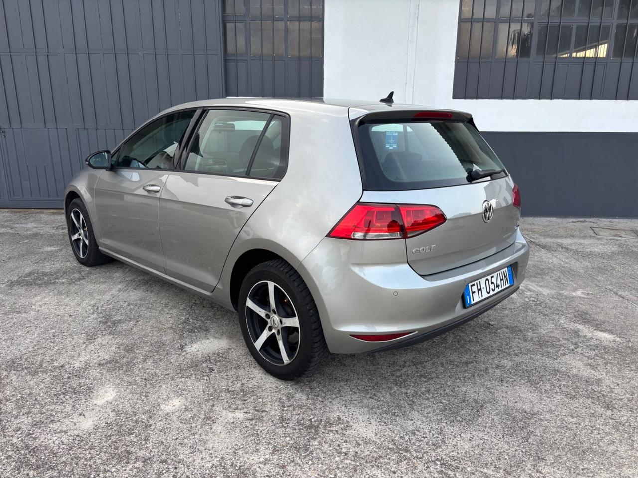 Volkswagen Golf 1.6 TDI. (EURO6-B) garanzia