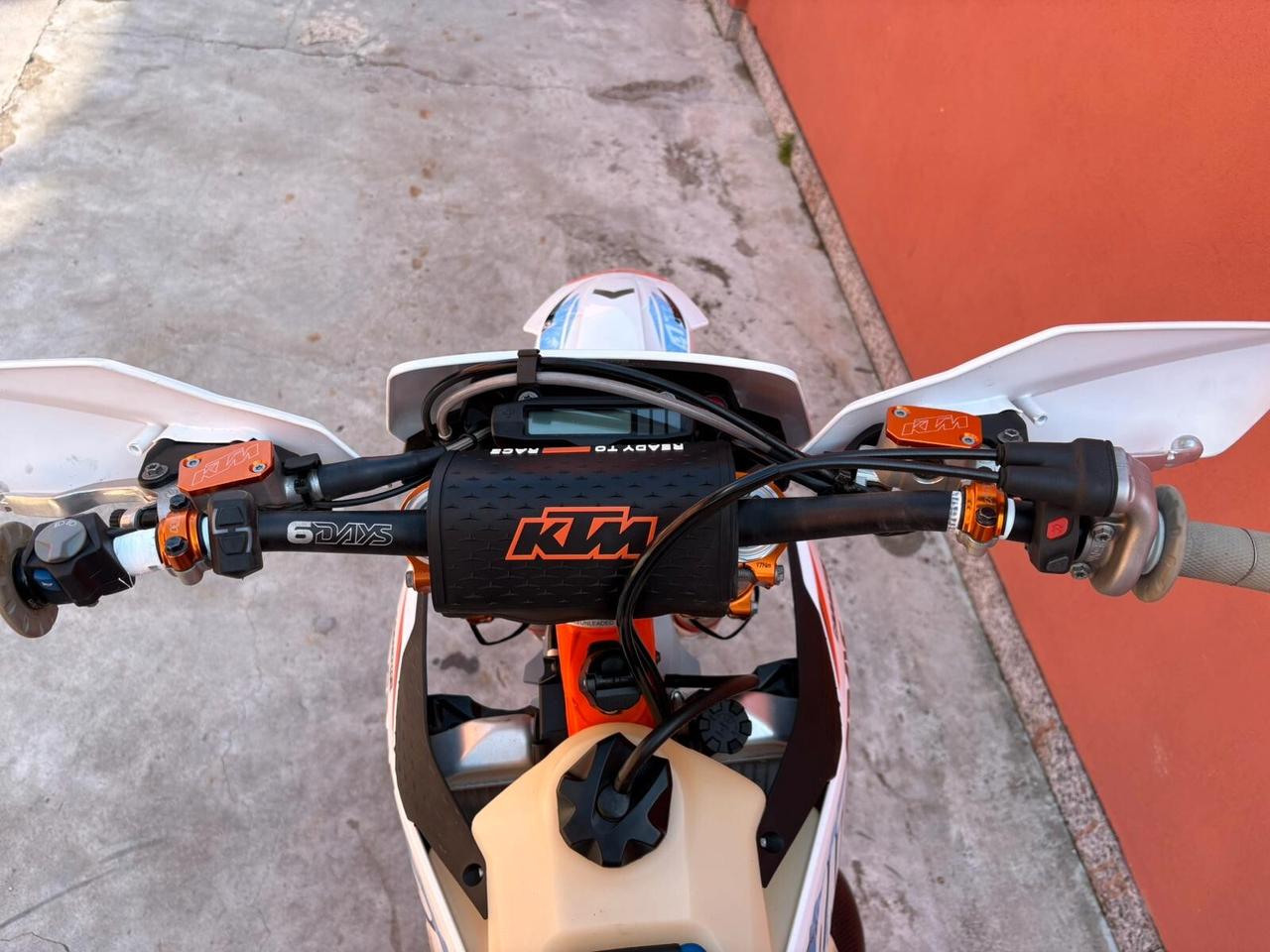 KTM 250 2T EXC SIX DAYS 2024