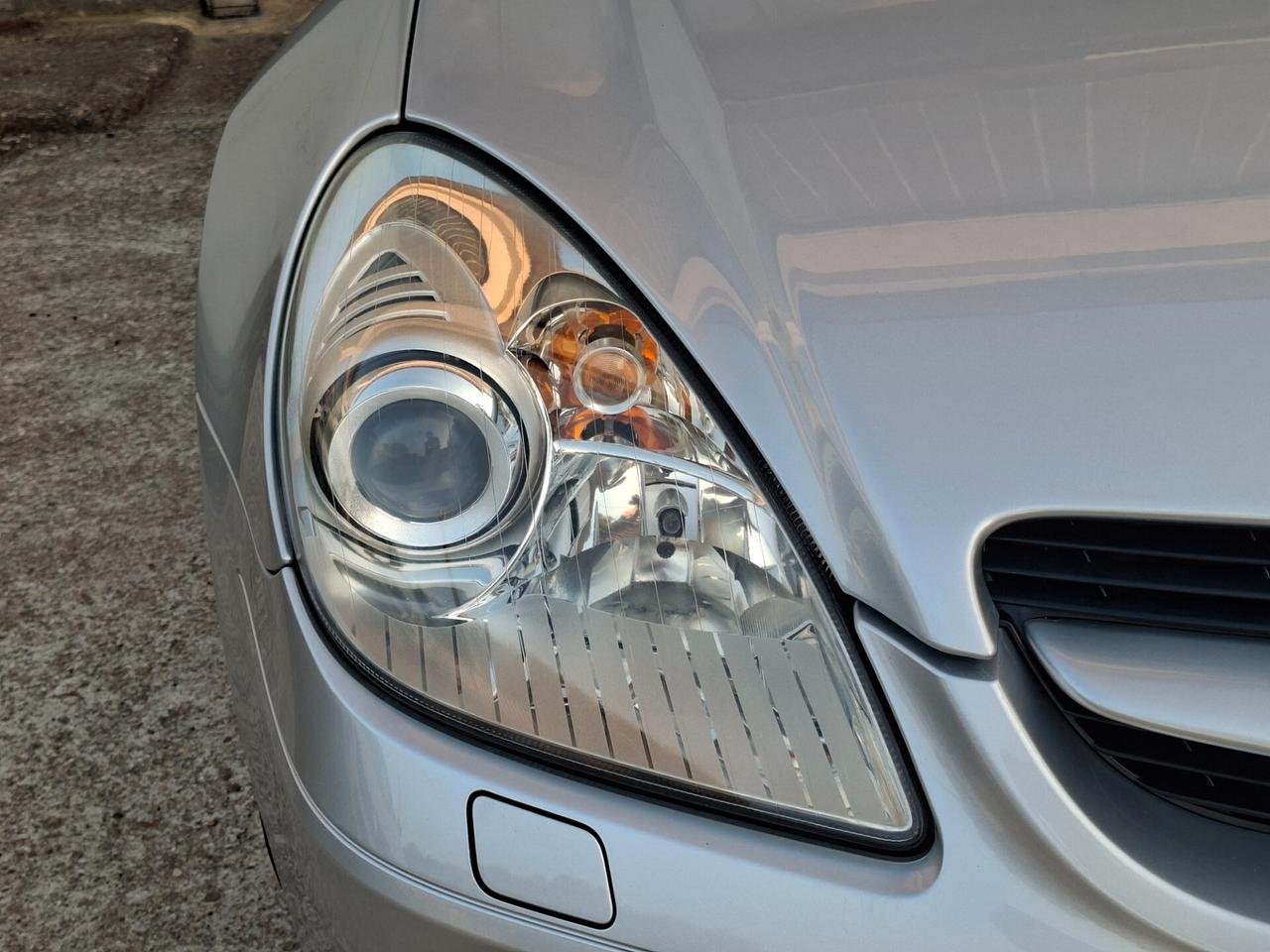 Mercedes SLK R171 280 3.0 V6 231 cv