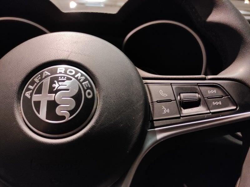 Alfa Romeo Stelvio 2.2 Turbodiesel 190 CV AT8 RWD Business