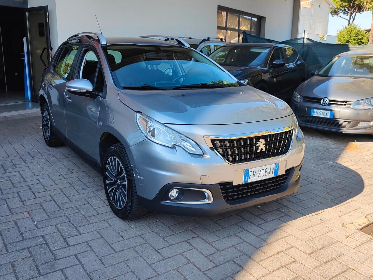 Peugeot 2008 PureTech 82 Active