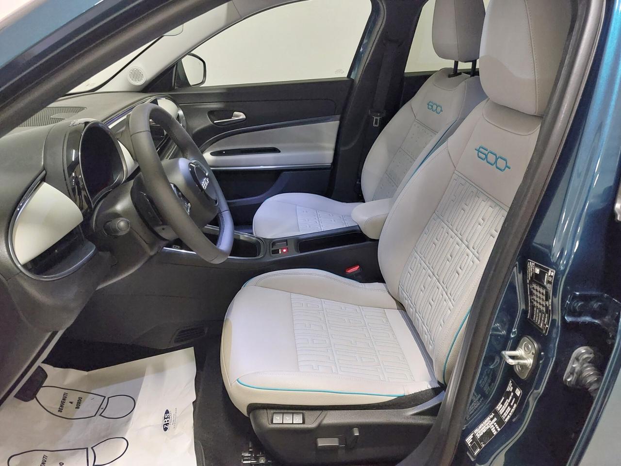 FIAT 600 (2023-->) 600 Hybrid 100 CV DCT MHEV L...