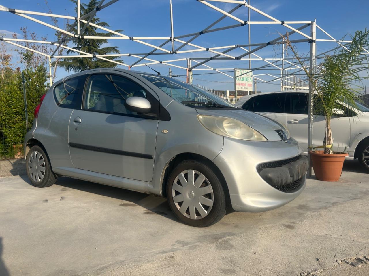 Peugeot 107 1.4 HDi 3p. Plaisir